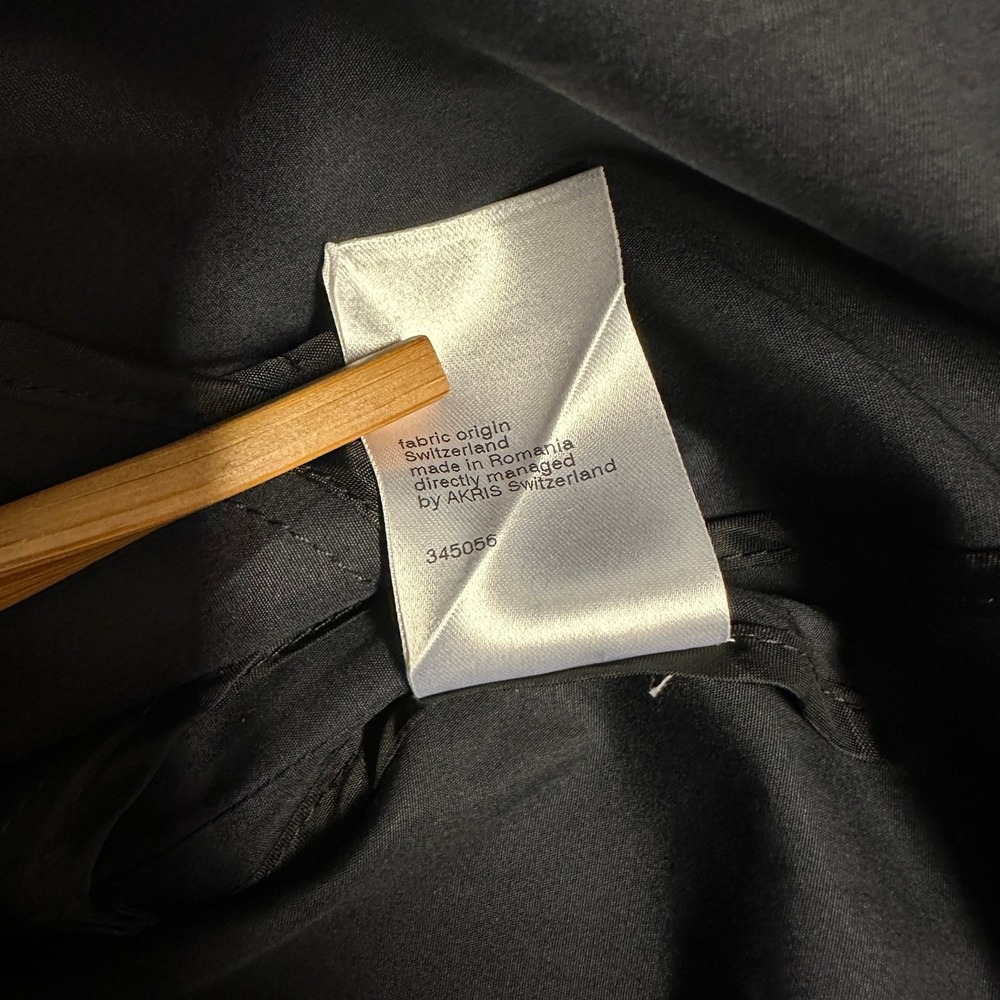 Akris Black Silk Blend V-Neck Belted Pleated Bodysuit Dress Pockets US 6 $2,390 - Picture 8 of 8